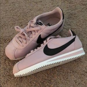 Nike Cortez